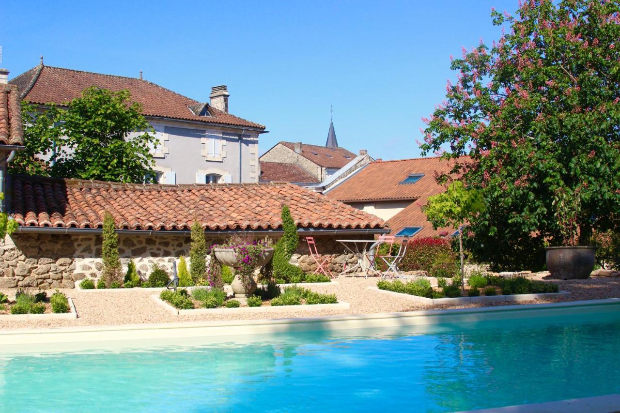 La Chataigne Villa Piégut-Pluviers Exterior photo