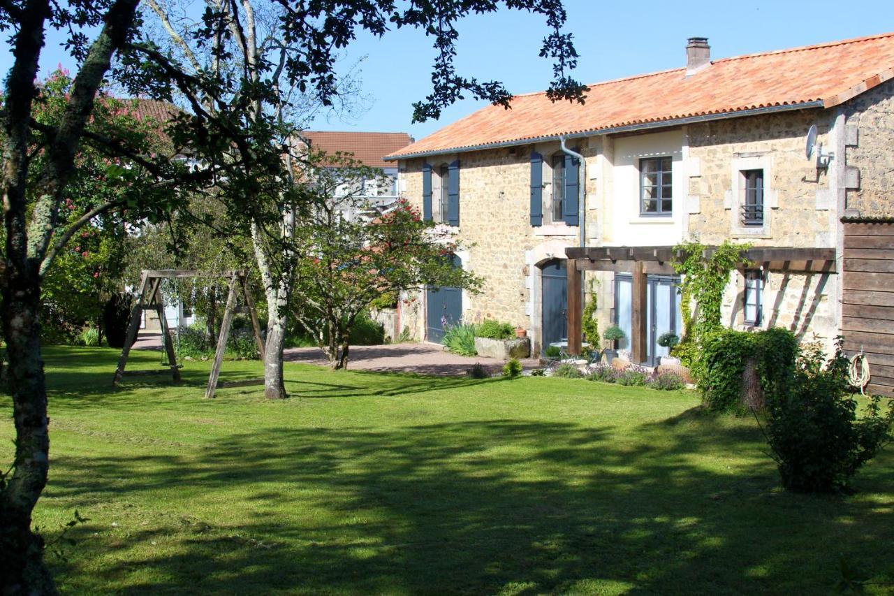 La Chataigne Villa Piégut-Pluviers Exterior photo